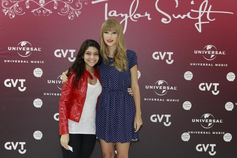 Taylor Swift at Rio de Janeiro Meet & Greet — photo 123