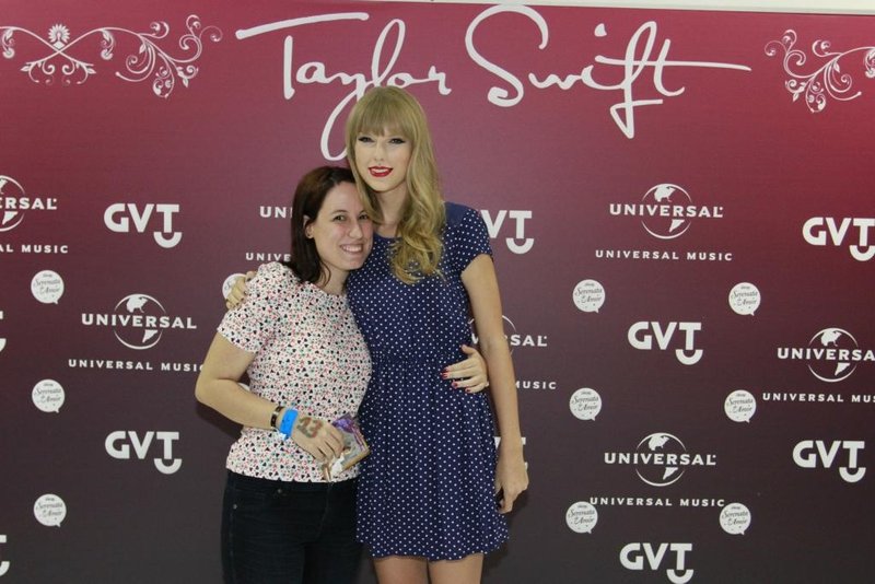 Taylor Swift at Rio de Janeiro Meet & Greet — photo 129