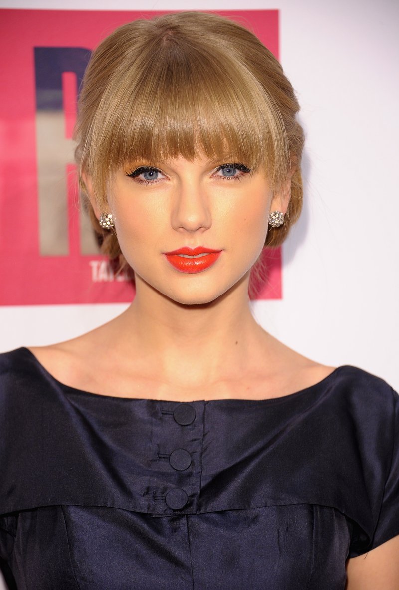 Taylor Swift at Target Red Deluxe Edition CD Release Launch Party — photo 21
