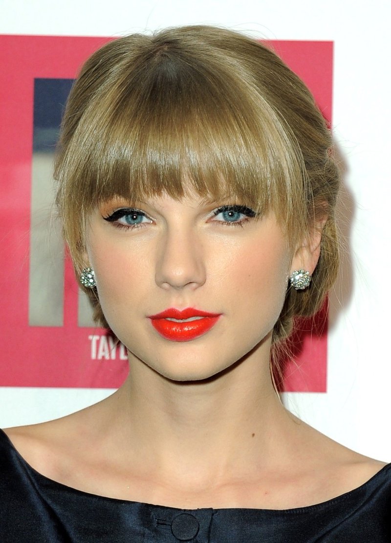 Taylor Swift at Target Red Deluxe Edition CD Release Launch Party — photo 92