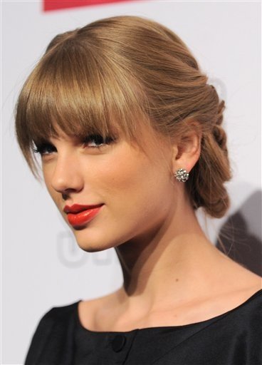 Taylor Swift at Target Red Deluxe Edition CD Release Launch Party — photo 116
