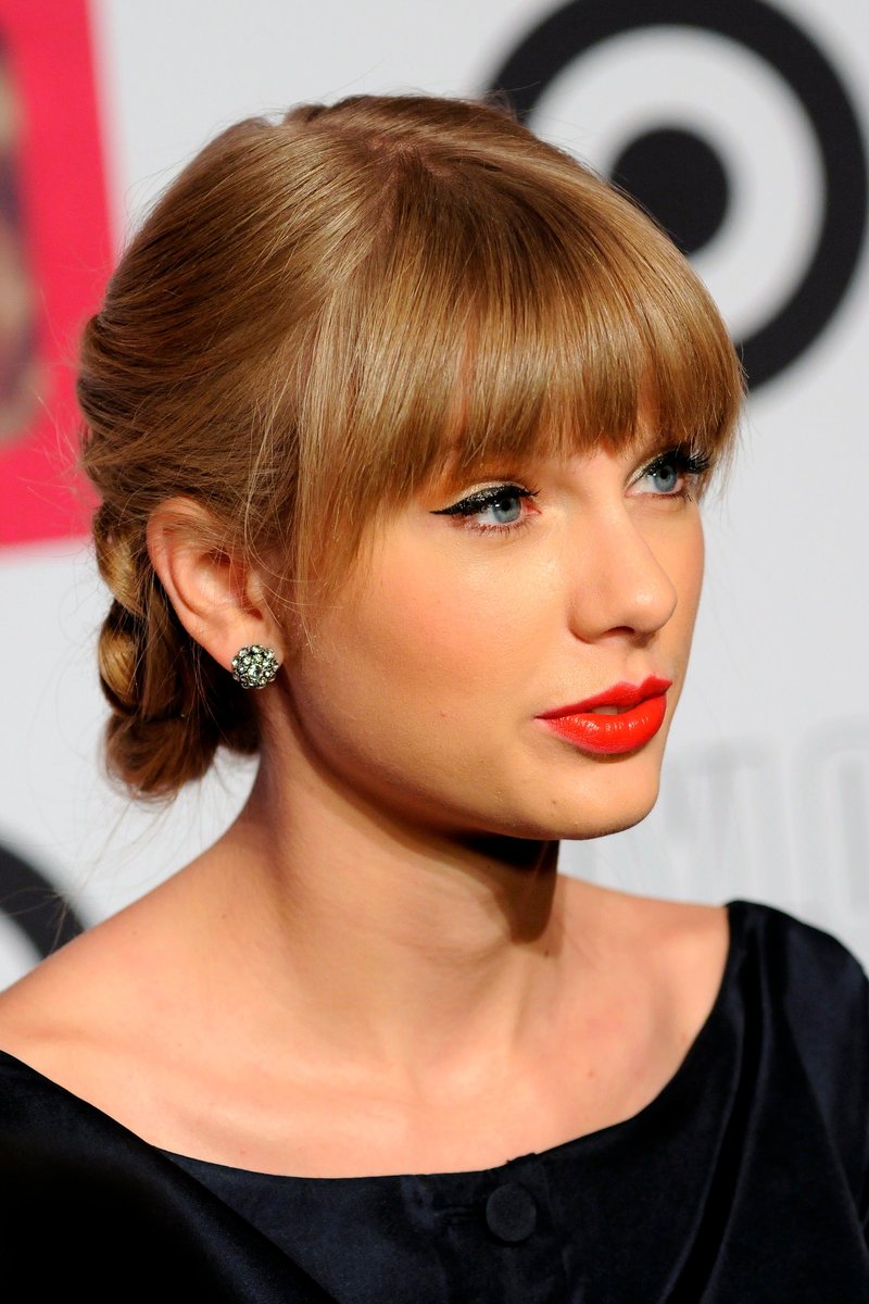 Taylor Swift at Target Red Deluxe Edition CD Release Launch Party — photo 124