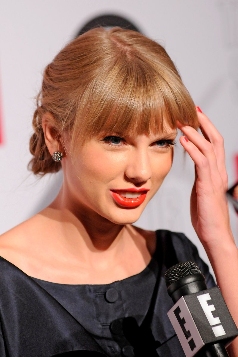 Taylor Swift at Target Red Deluxe Edition CD Release Launch Party — photo 128