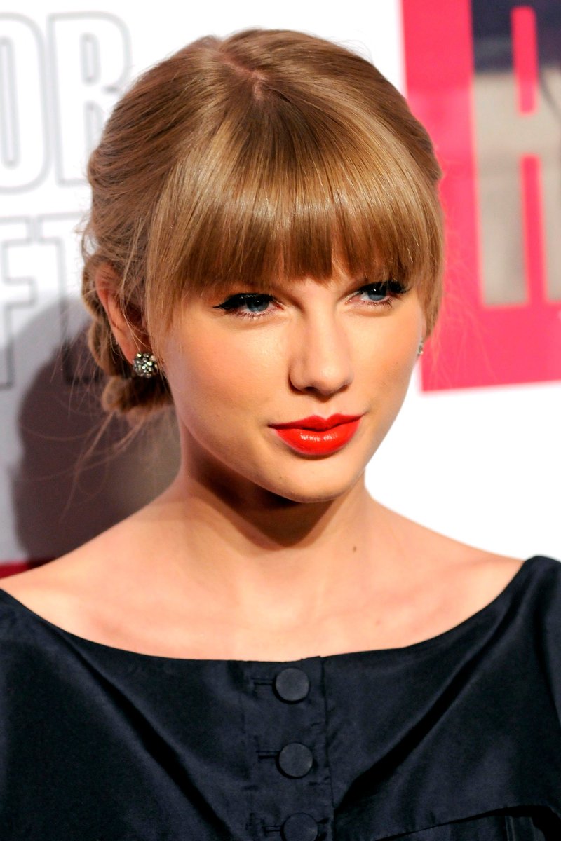 Taylor Swift at Target Red Deluxe Edition CD Release Launch Party — photo 130