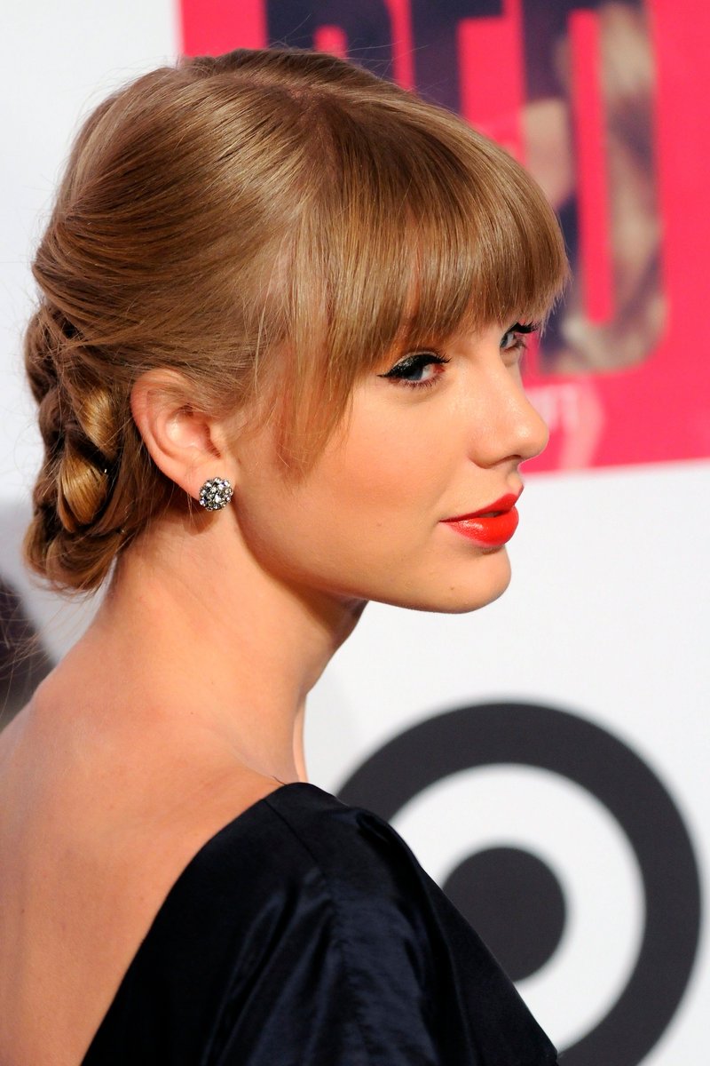 Taylor Swift at Target Red Deluxe Edition CD Release Launch Party — photo 138