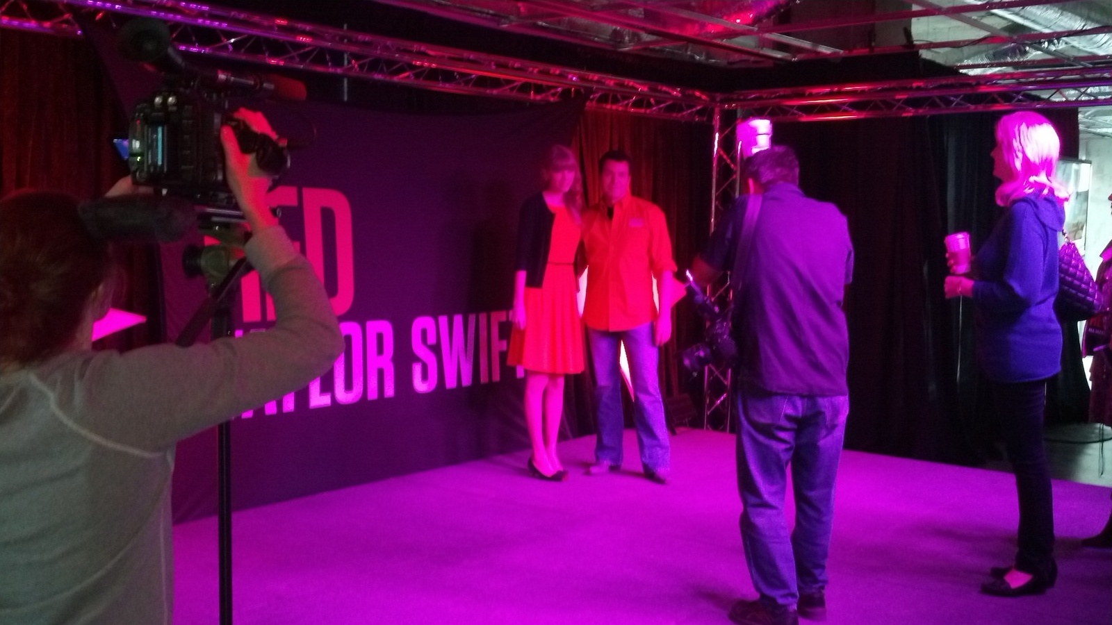 Taylor Swift at Taylor Swift Worldwide Radio Remote — photo 15