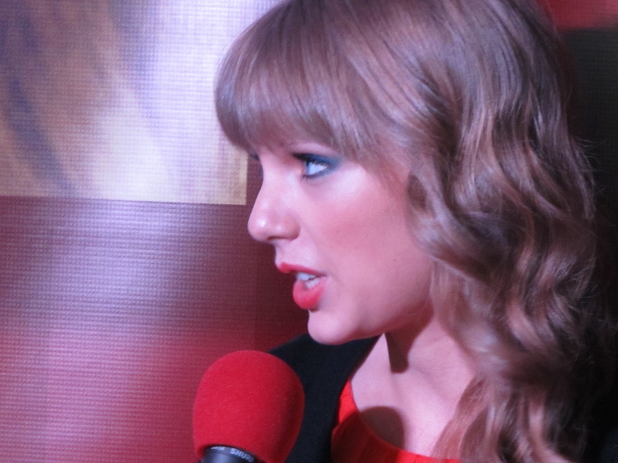 Taylor Swift at Taylor Swift Worldwide Radio Remote — photo 22