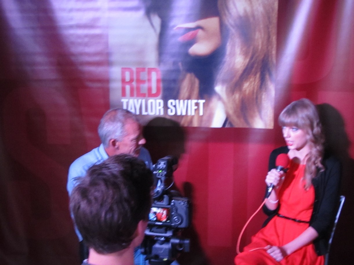 Taylor Swift at Taylor Swift Worldwide Radio Remote — photo 30