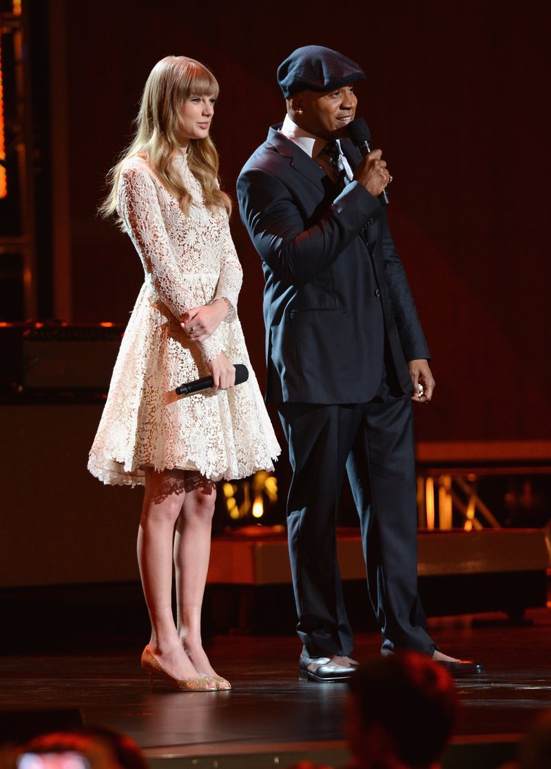 Taylor Swift at The GRAMMY Nominations Concert Live!! - Show — photo 18
