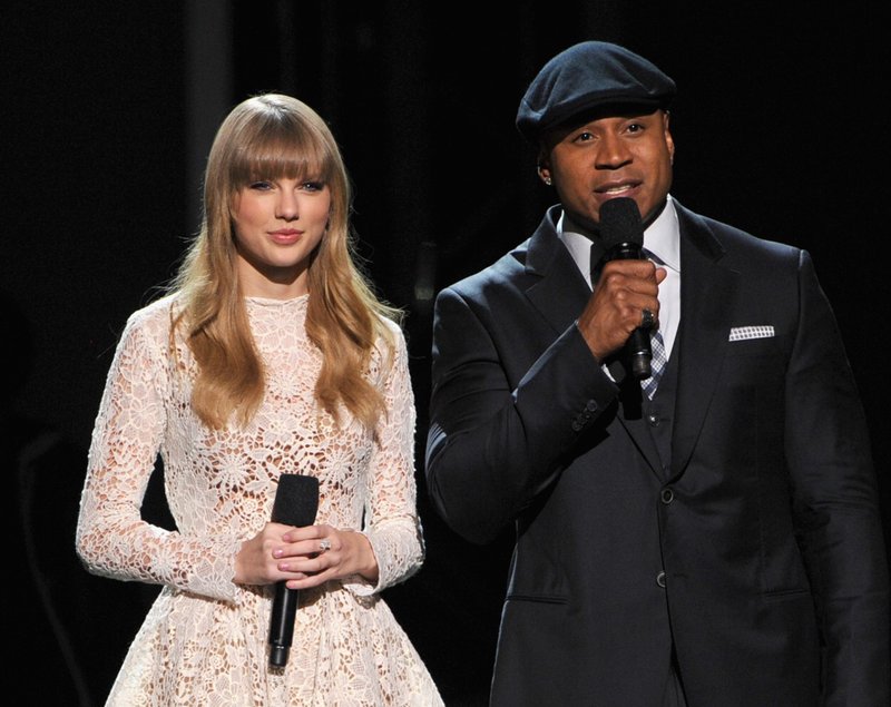 Taylor Swift at The GRAMMY Nominations Concert Live!! - Show — photo 34