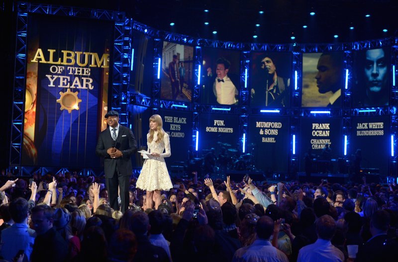 Taylor Swift at The GRAMMY Nominations Concert Live!! - Show — photo 35