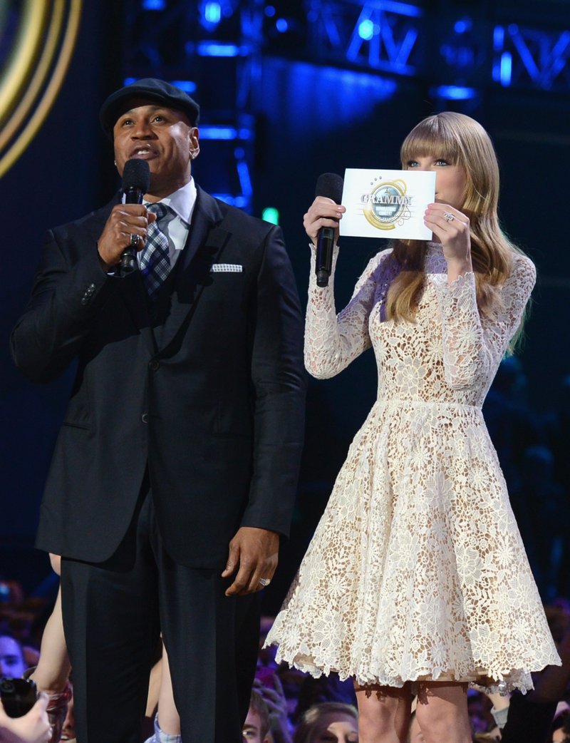 Taylor Swift at The GRAMMY Nominations Concert Live!! - Show — photo 37