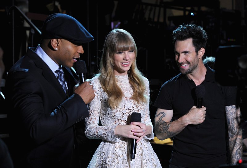 Taylor Swift at The GRAMMY Nominations Concert Live!! - Show — photo 41