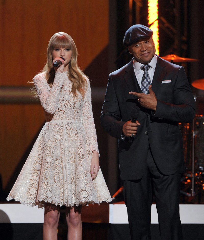 Taylor Swift at The GRAMMY Nominations Concert Live!! - Show — photo 51
