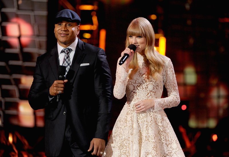 Taylor Swift at The GRAMMY Nominations Concert Live!! - Show — photo 68