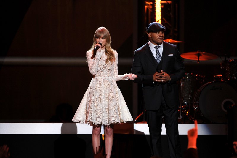 Taylor Swift at The GRAMMY Nominations Concert Live!! - Show — photo 72
