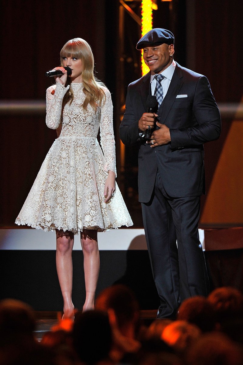 Taylor Swift at The GRAMMY Nominations Concert Live!! - Show — photo 96