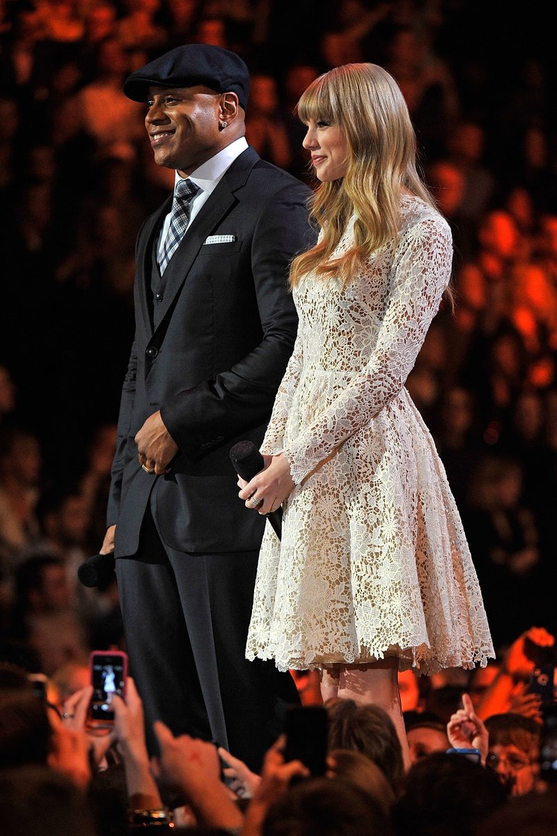 Taylor Swift at The GRAMMY Nominations Concert Live!! - Show — photo 99