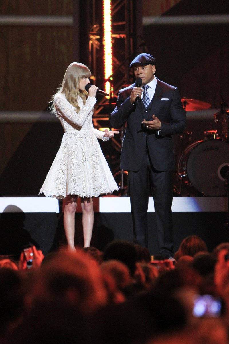 Taylor Swift at The GRAMMY Nominations Concert Live!! - Show — photo 116