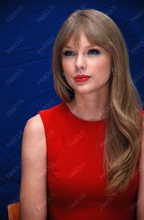 Taylor Swift at "The Lorax" Press Conference — photo 39