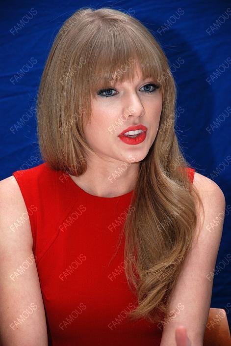 Taylor Swift at "The Lorax" Press Conference — photo 41