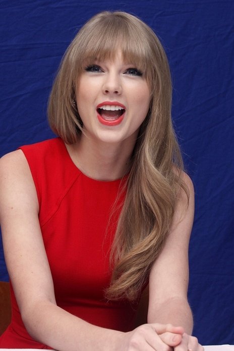 Taylor Swift at "The Lorax" Press Conference — photo 47