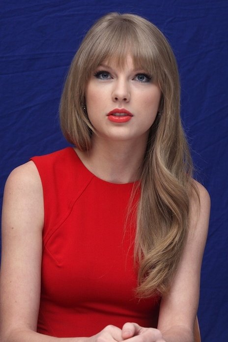 Taylor Swift at "The Lorax" Press Conference — photo 53