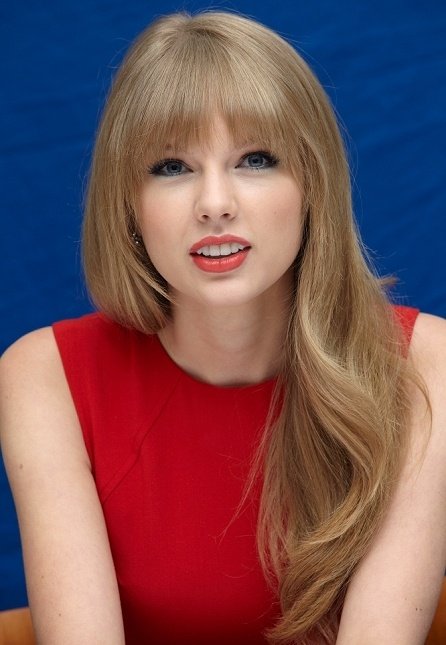 Taylor Swift at "The Lorax" Press Conference — photo 72