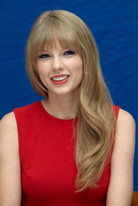 Taylor Swift at "The Lorax" Press Conference — photo 78