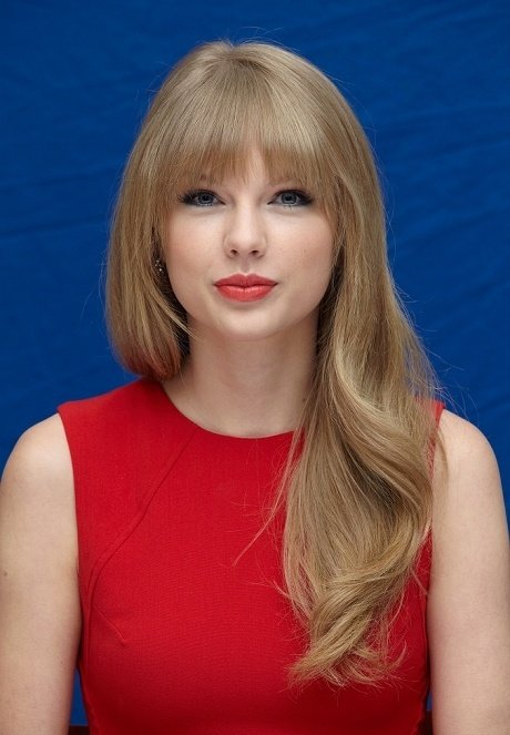Taylor Swift at "The Lorax" Press Conference — photo 80