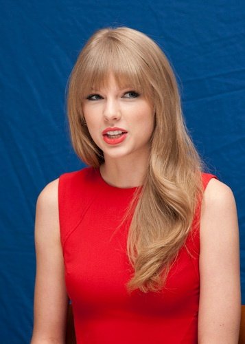 Taylor Swift at "The Lorax" Press Conference — photo 97