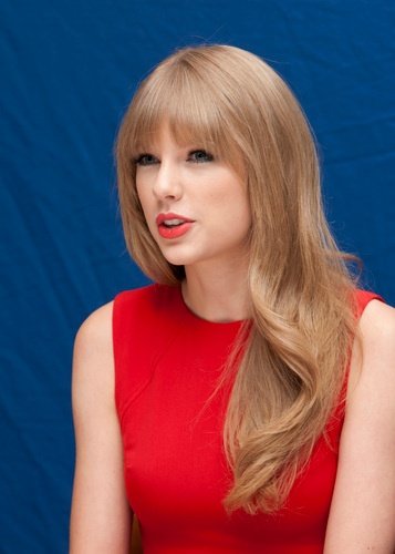 Taylor Swift at "The Lorax" Press Conference — photo 98