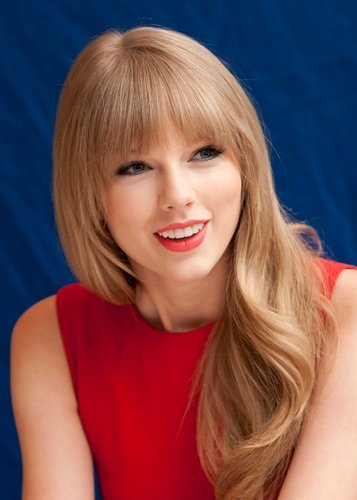 Taylor Swift at "The Lorax" Press Conference — photo 100