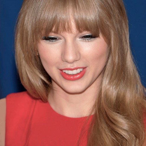 Taylor Swift at "The Lorax" Press Conference — photo 120