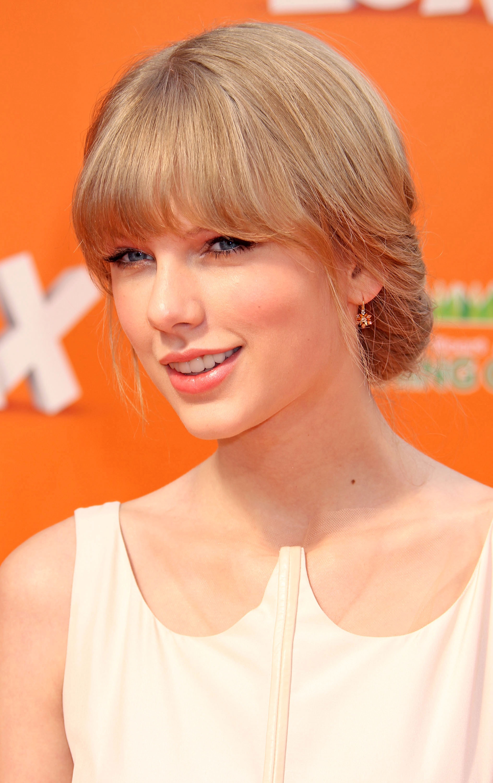 Taylor Swift at "The Lorax" World Premiere — photo 165