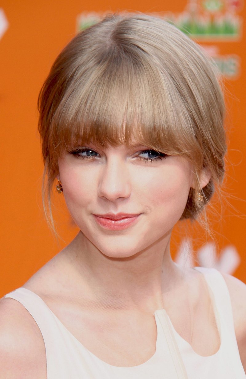 Taylor Swift at "The Lorax" World Premiere — photo 227