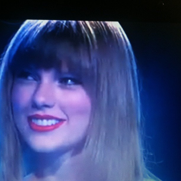 Taylor Swift at Walmart Shareholder Meeting — photo 12