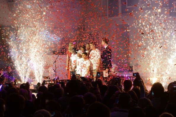 Taylor Swift at Westfield London Christmas Lights Ceremony — photo 92