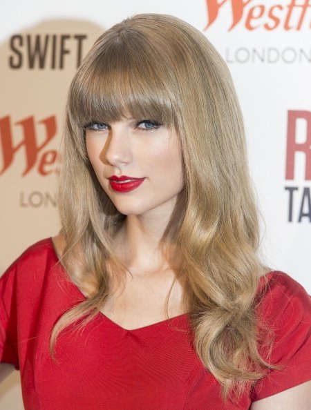 Taylor Swift at Westfield London Christmas Lights Ceremony — photo 198