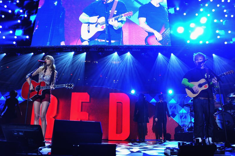 Taylor Swift at Z100's 2012 Jingle Ball — photo 23