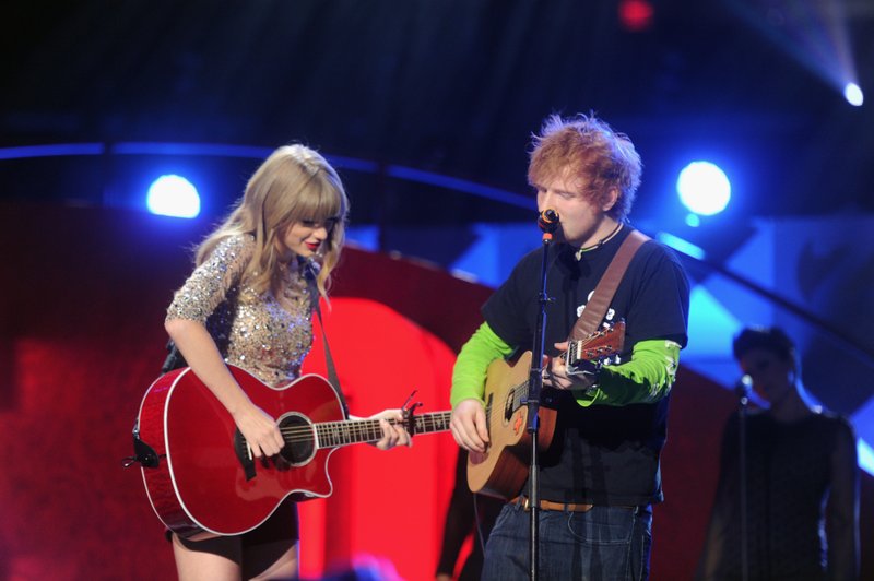 Taylor Swift at Z100's 2012 Jingle Ball — photo 50