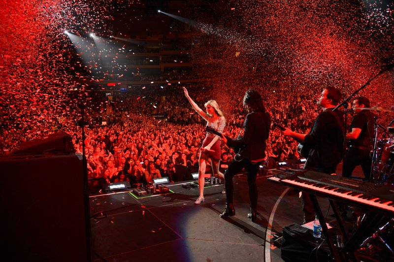 Taylor Swift at Z100's 2012 Jingle Ball — photo 90