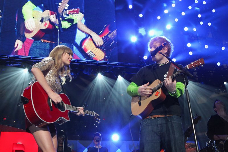 Taylor Swift at Z100's 2012 Jingle Ball — photo 141