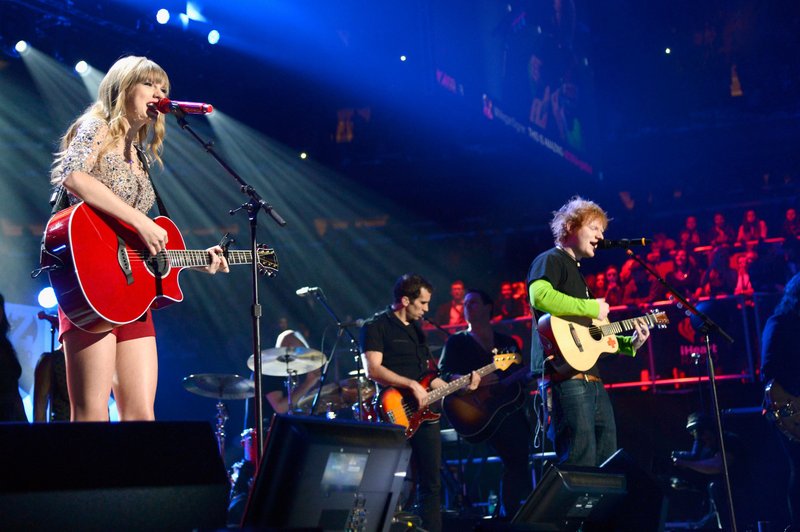 Taylor Swift at Z100's 2012 Jingle Ball — photo 149