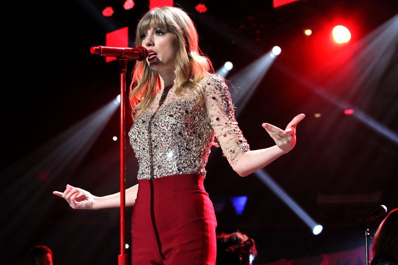 Taylor Swift at Z100's 2012 Jingle Ball — photo 164