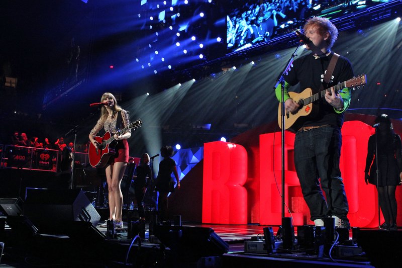 Taylor Swift at Z100's 2012 Jingle Ball — photo 189