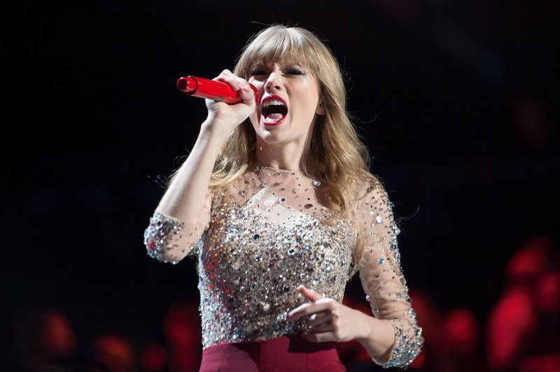 Taylor Swift at Z100's 2012 Jingle Ball — photo 248