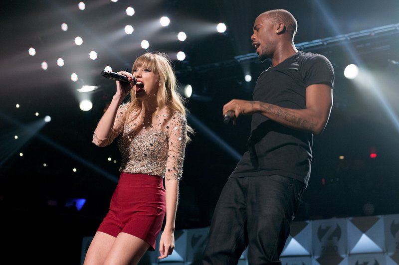 Taylor Swift at Z100's 2012 Jingle Ball — photo 270