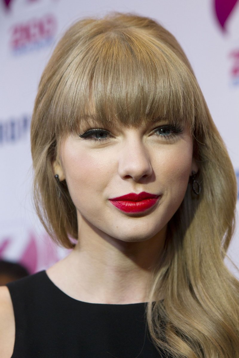 Taylor Swift at Z100's 2012 Jingle Ball — photo 279
