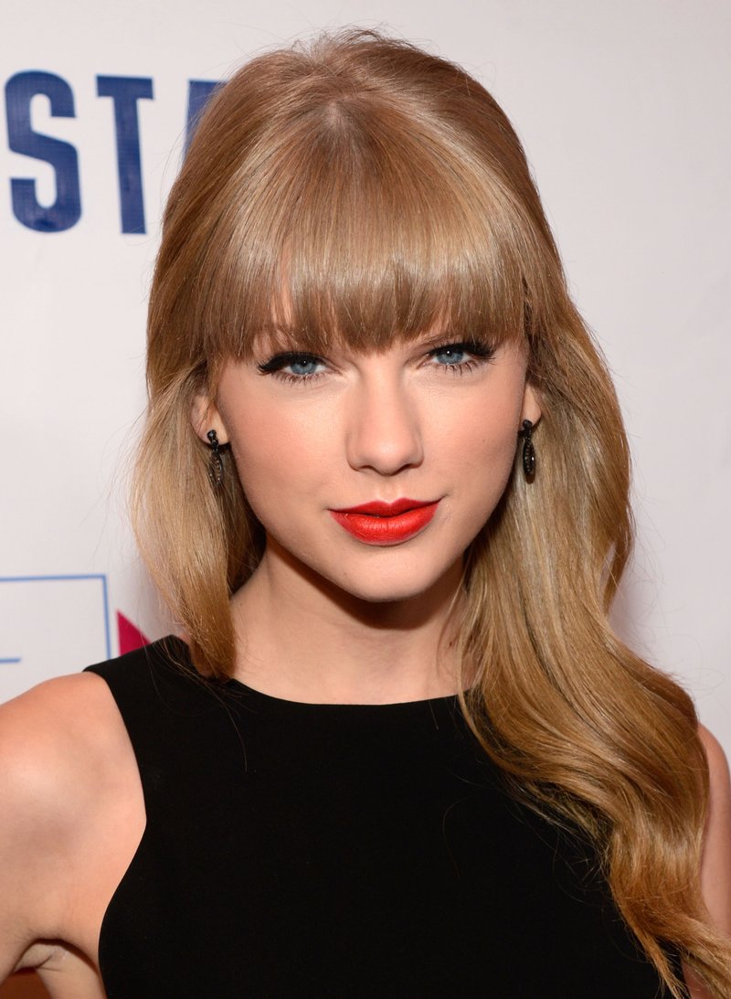 Taylor Swift at Z100's 2012 Jingle Ball — photo 298